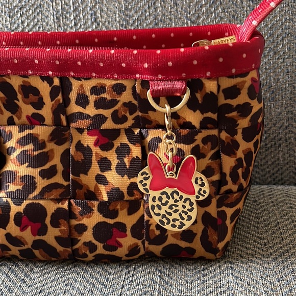 Harvey’s Disney Couture Leopard Minnie Satchel Seat Belt Bag With Wallet - Picture 3 of 8